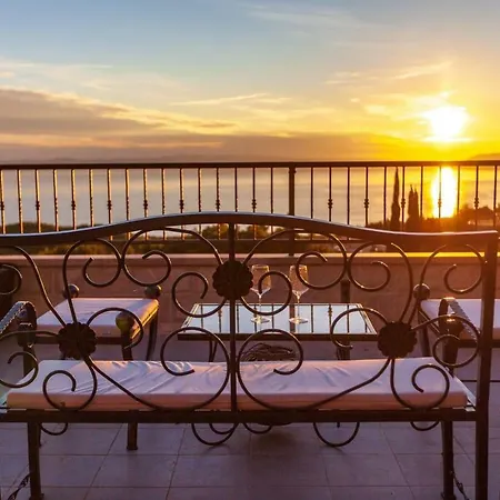 Vila Ctma151/ Renovated Stone House With Private Pool, Located In Makarska, 4 + 2 Persons *